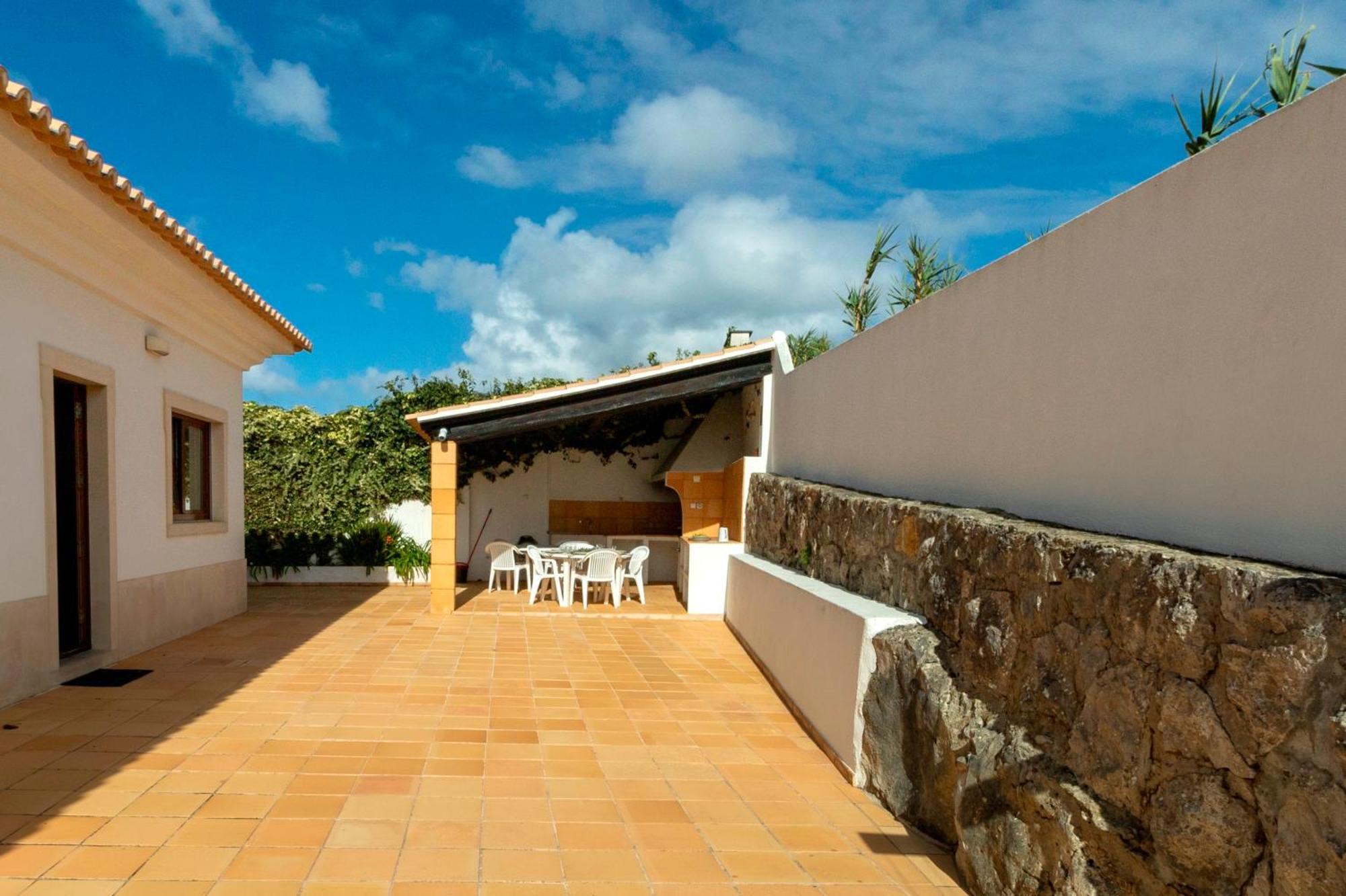 Colares Beach House, Pool Child Friendly Εξωτερικό φωτογραφία